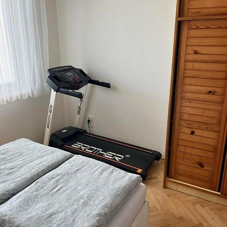Ubytovani V Soukromi S Infrasaunou, Bezeckym Pasem A Cyklotrenazerem Appartement Jeseník Buitenkant foto