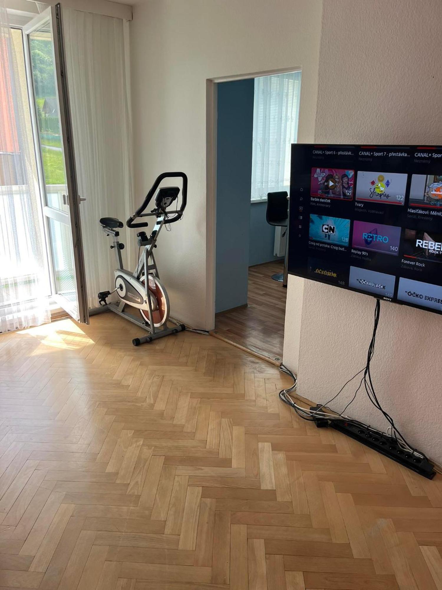 Ubytovani V Soukromi S Infrasaunou, Bezeckym Pasem A Cyklotrenazerem Appartement Jeseník Buitenkant foto