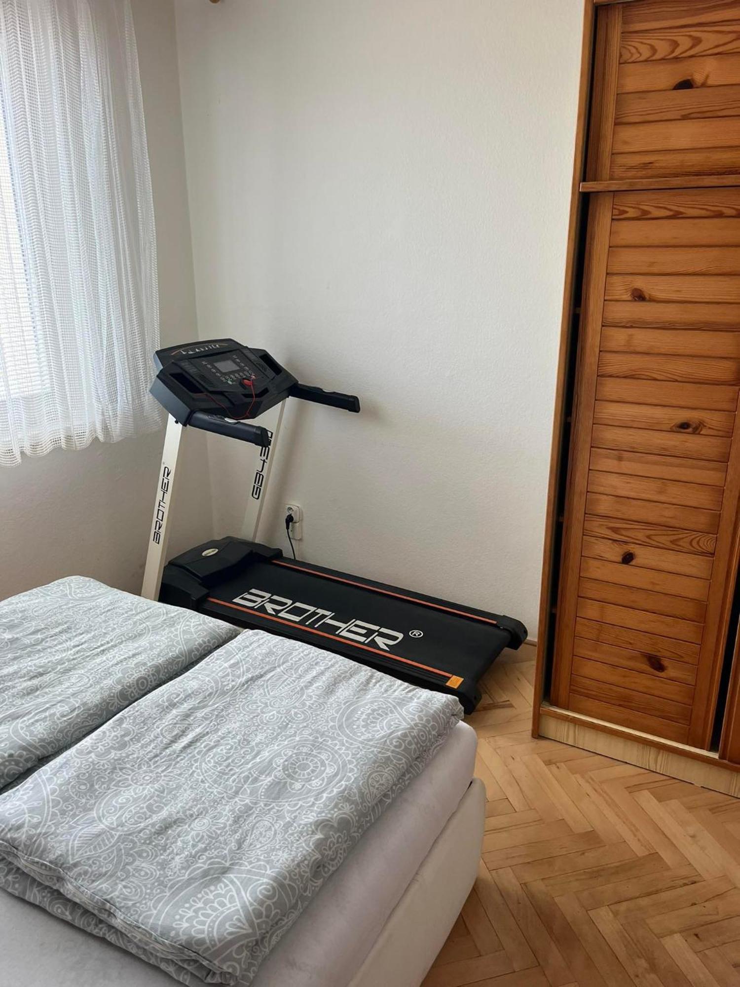 Ubytovani V Soukromi S Infrasaunou, Bezeckym Pasem A Cyklotrenazerem Appartement Jeseník Buitenkant foto